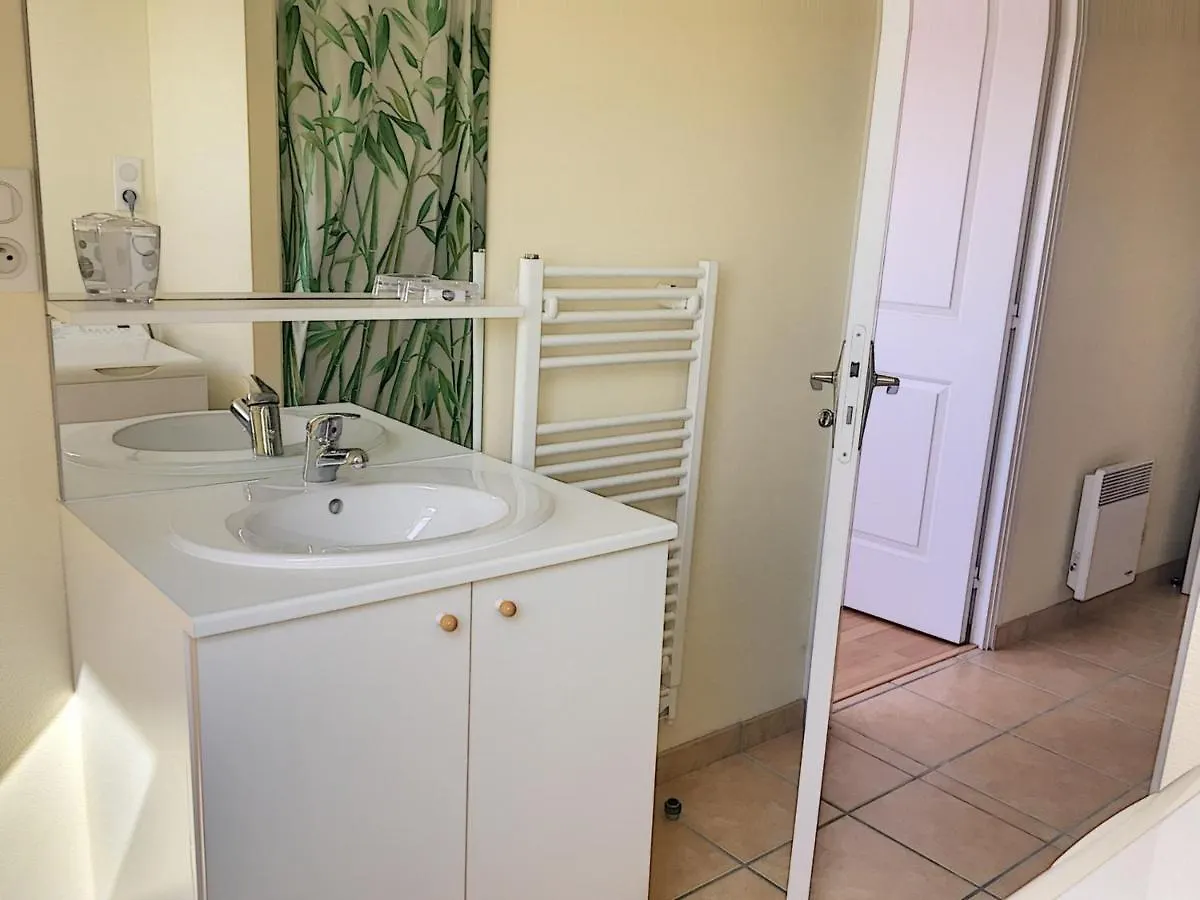 Appartement Camaret-sur-Mer, 2 pièces, 2 personnes - FR-1-370-14 0*, Camaret-sur-Mer